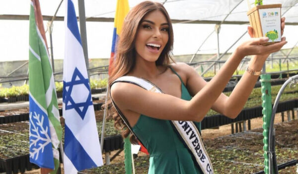 Valeria Ayos viajó a Israel y desea traerse la corona
