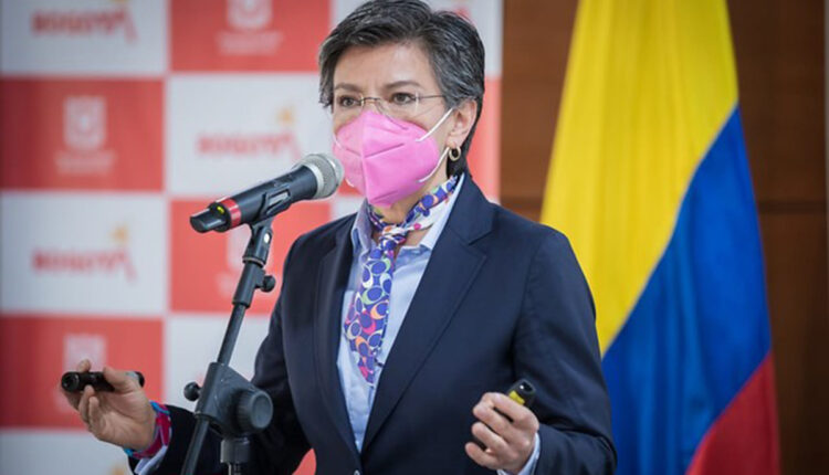 Procuraduría abre investigación contra Claudia López por participar en política