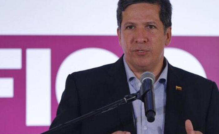 Apoyo de Rodrigo Lara a ‘Fico’ Gutiérrez lo distanció del Nuevo Liberalismo
