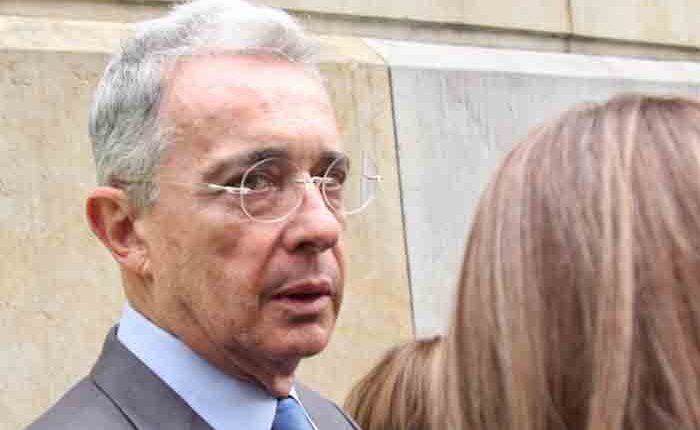 Jueces rechazan ataques contra jueza 28, que negó preclusión del caso Uribe