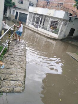 Lluvias dejaron inundadas las calles de Nueva Bethel en Gaira